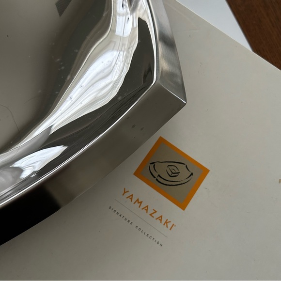 YAMAZAKI Signature Collection Chip-n-Dip Serving Piece 18" - Picture 3 of 6